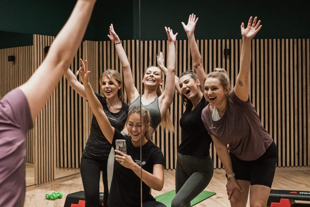 Sprawdz-nasze-zajecia-grupowe-fitness-1024x683